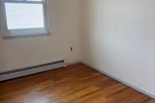 144-87 176th St, Springfield Gardens, NY 11434 - Photo 9