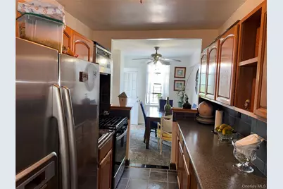 650 Warburton #5E, Yonkers, NY 10701 - Photo 5