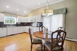 250 Montauk Hwy, East Moriches, NY 11940 - Photo 19
