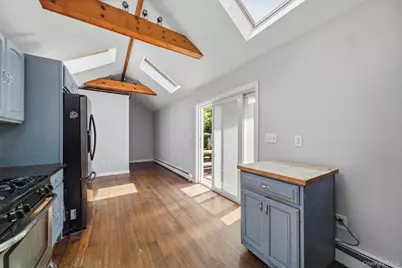 10 Dutchess Avenue, Wappingers Falls, NY 12590 - Photo 17