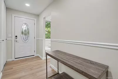 321 Tallwood Drive, Hartsdale, NY 10530 - Photo 3
