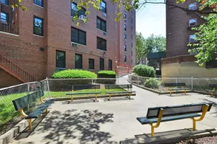 139-15 83rd Ave, Briarwood, NY 11435 - Photo 15
