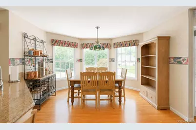 150 Hayrick Lane, Commack, NY 11725 - Photo 9