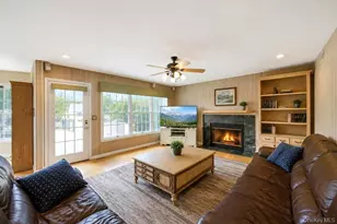 150 Hayrick Ln, Commack, NY 11725 - Photo 7