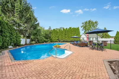150 Hayrick Lane, Commack, NY 11725 - Photo 39