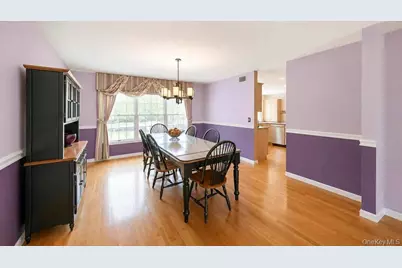 150 Hayrick Lane, Commack, NY 11725 - Photo 15