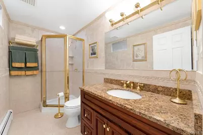 150 Hayrick Lane, Commack, NY 11725 - Photo 35