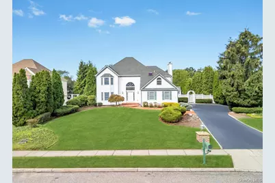 150 Hayrick Lane, Commack, NY 11725 - Photo 1