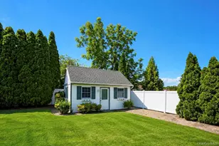 150 Hayrick Ln, Commack, NY 11725 - Photo 43