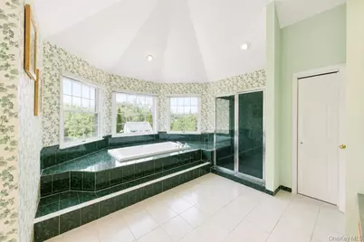 150 Hayrick Lane, Commack, NY 11725 - Photo 25