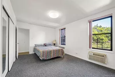 224 Union Turnpike #3K, Oakland Gardens, NY 11364 - Photo 7