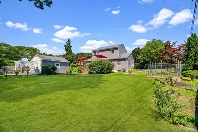 70 Fanning Avenue, Hampton Bays, NY 11946 - Photo 31