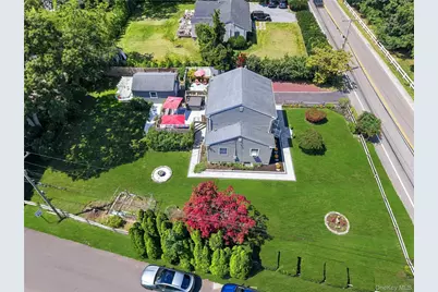 70 Fanning Avenue, Hampton Bays, NY 11946 - Photo 35