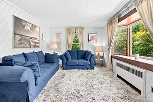 70 Fanning Ave, Hampton Bays, NY 11946 - Photo 5