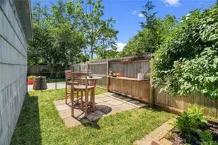70 Fanning Ave, Hampton Bays, NY 11946 - Photo 27