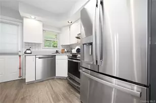 442 Langley Ave, West Hempstead, NY 11552 - Photo 5