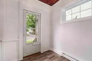 121 Clinton Ave, Nyack, NY 10960 - Photo 3