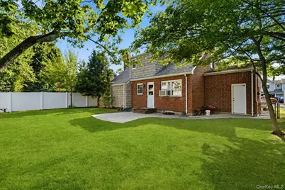 68 Roy Avenue, Massapequa, NY 11758 - Photo 25