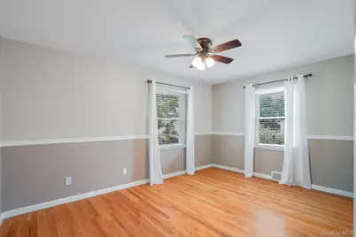 8 Hampton Road, Poughkeepsie, NY 12603 - Photo 15