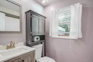 8 Hampton Rd, Poughkeepsie, NY 12603 - Photo 19