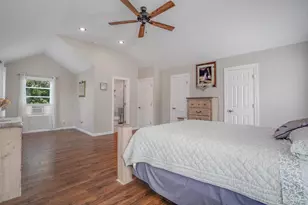 8 Hampton Rd, Poughkeepsie, NY 12603 - Photo 21