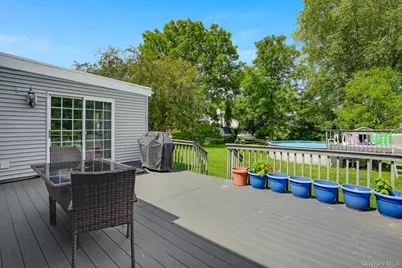 8 Hampton Road, Poughkeepsie, NY 12603 - Photo 31