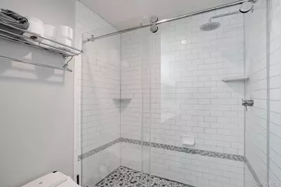 303 Bridgeview Drive, Poughkeepsie, NY 12601 - Photo 29