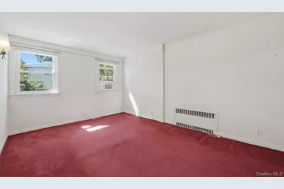 315 Sickles Avenue, New Rochelle, NY 10801 - Photo 13