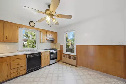 315 Sickles Avenue, New Rochelle, NY 10801 - Photo 19