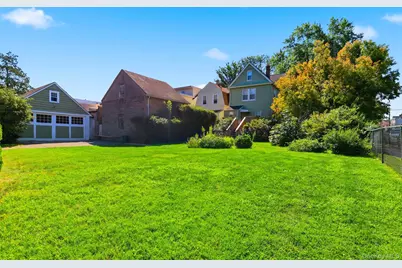 315 Sickles Avenue, New Rochelle, NY 10801 - Photo 33
