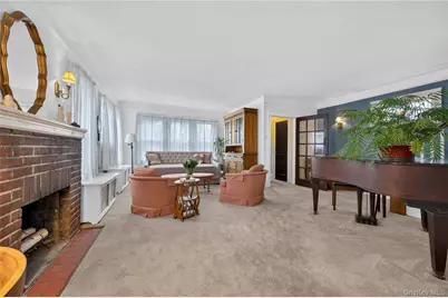 448 Lewis Place, Mineola, NY 11501 - Photo 9