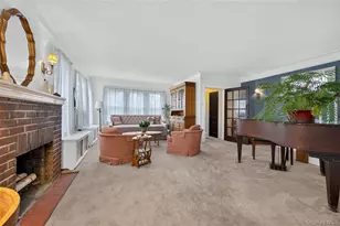 448 Lewis Pl, Mineola, NY 11501 - Photo 9
