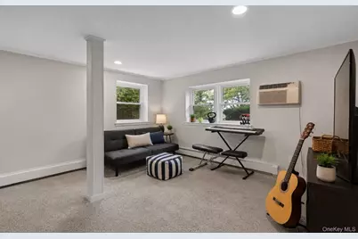 44 Chestnut Avenue, Setauket, NY 11733 - Photo 13