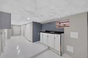 145-08 123rd Ave, Jamaica, NY 11436 - Photo 11