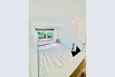 10 Westview Avenue #D, White Plains, NY 10603 - Photo 3