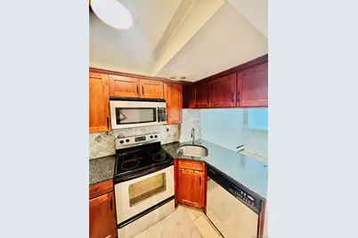 10 Westview Avenue #D, White Plains, NY 10603 - Photo 9