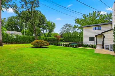 87 Woodlawn Avenue, New Rochelle, NY 10804 - Photo 33
