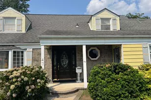 47 Brown Ave, Hempstead, NY 11550 - Photo 5