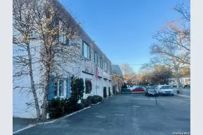 191 Birch Hill Rd #3, Locust Valley, NY 11560 - Photo 1