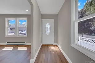15 Stratford Ave, Williston Park, NY 11596 - Photo 3
