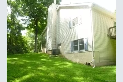 2 Frozen Ridge Road, Newburgh, NY 12550 - Photo 5