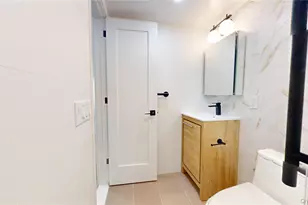 63-52 Saunders St, Rego Park, NY 11374 - Photo 15