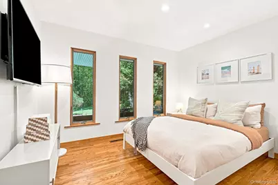 543 Scarborough Road, Briarcliff Manor, NY 10510 - Photo 15