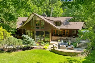 543 Scarborough Rd, Briarcliff Manor, NY 10510 - Photo 3