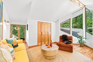 543 Scarborough Rd, Briarcliff Manor, NY 10510 - Photo 25