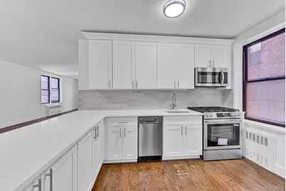 1040 Neilson Street #3B3, Far Rockaway, NY 11691 - Photo 9
