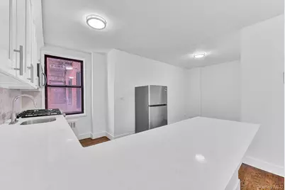 1040 Neilson Street #3B3, Far Rockaway, NY 11691 - Photo 7