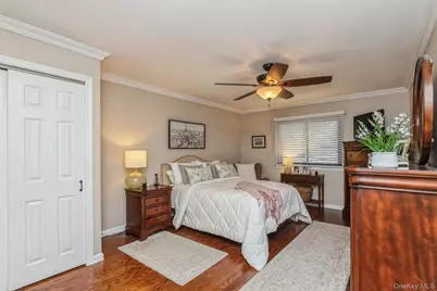 120 Scarlett Drive, Commack, NY 11725 - Photo 19