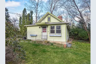 67 Glenlawn Avenue #Cottage, Sea Cliff, NY 11579 - Photo 1