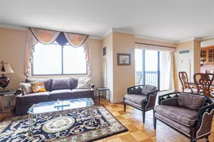 270-10 Grand Central Pkwy, Floral Park, NY 11005 - Photo 15